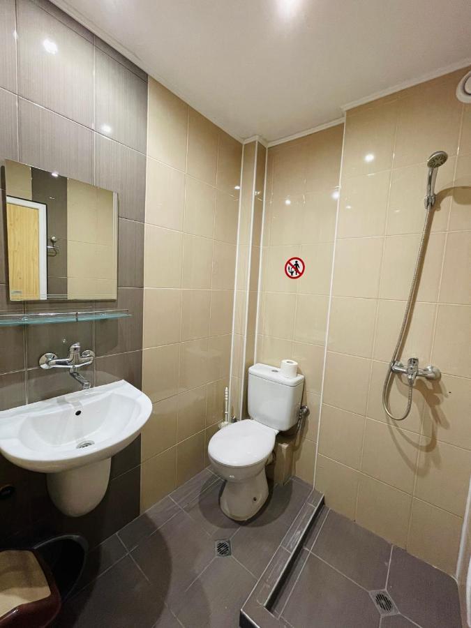 Private Rooms Trakiets Pomorie Exterior photo